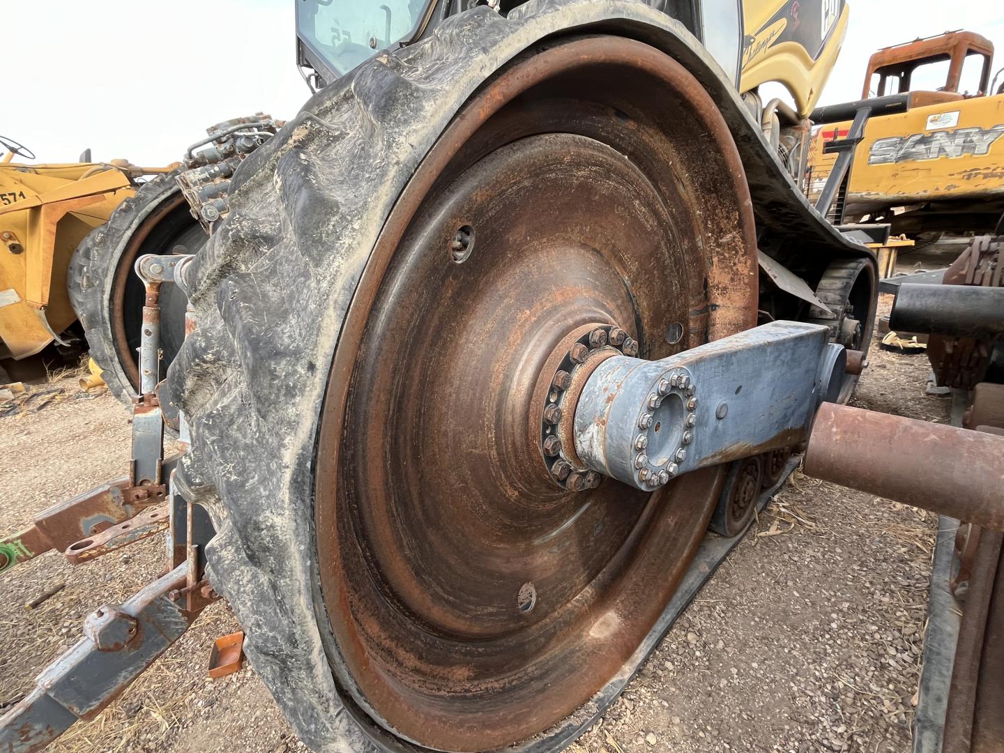 ./imagenes/INVOICE/2019/16243/TRACTOR CHALLENGER 55 (31).JPG